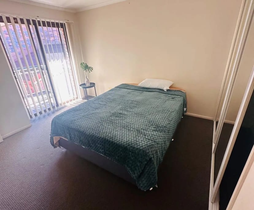 Room in a share house
