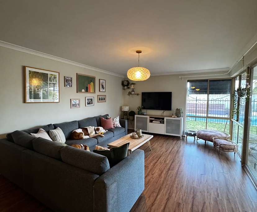 Room in a share house