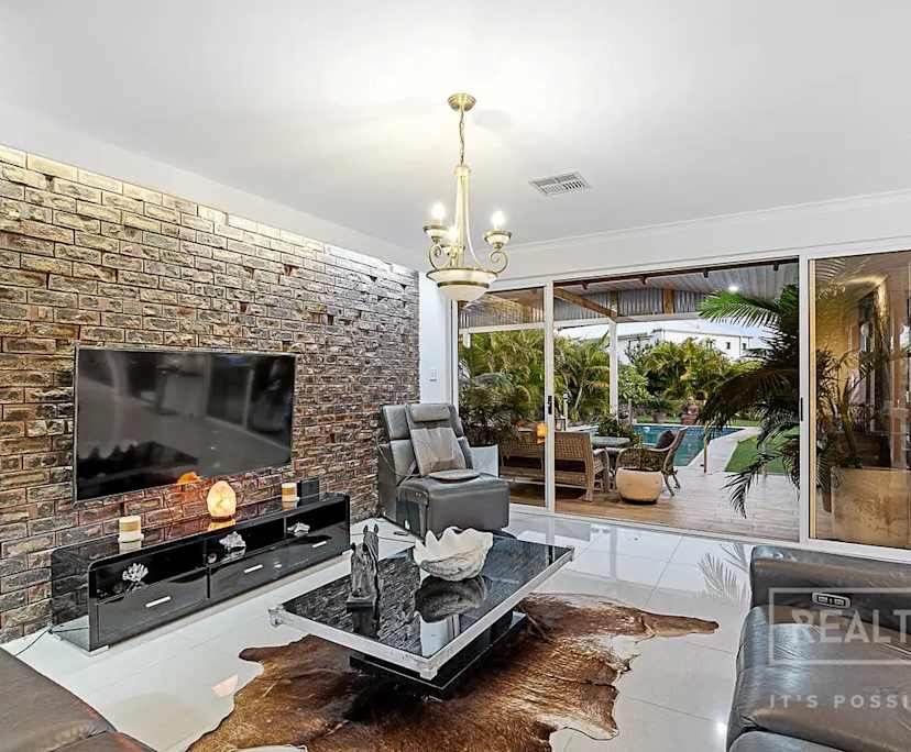 Room in a share house
