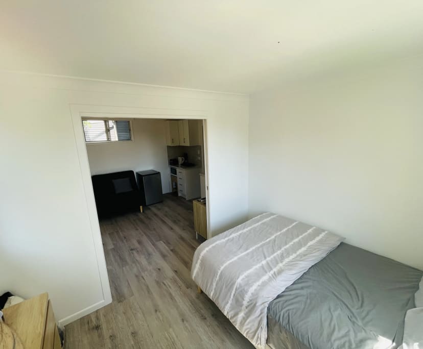 $450, Granny-flat, 1 bathroom, Jamboree Heights QLD 4074