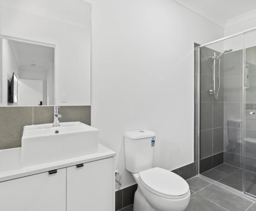 $315, Share-house, 3 bathrooms, Holmview QLD 4207