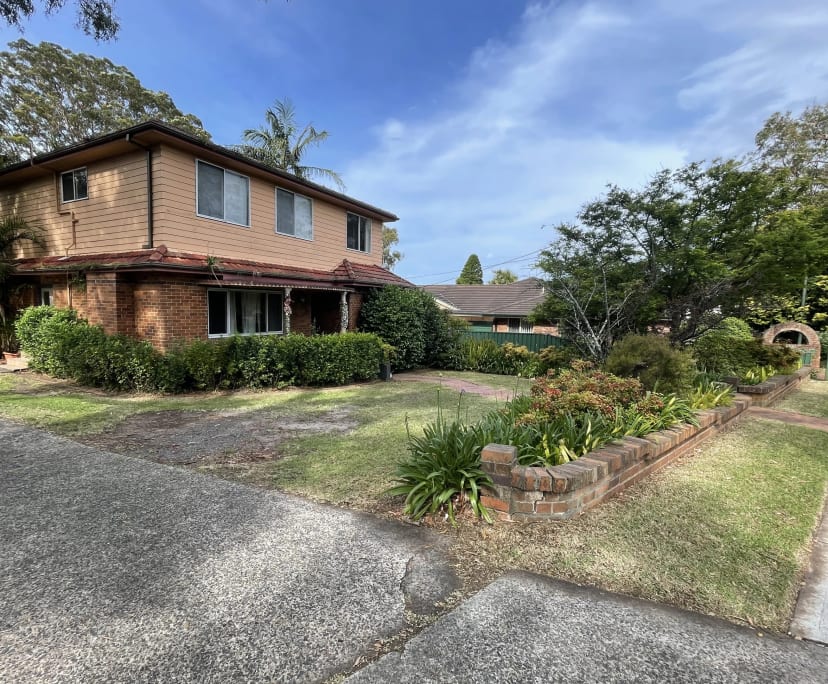 Room for Rent in Caringbah, Sydney 220, Furnished...