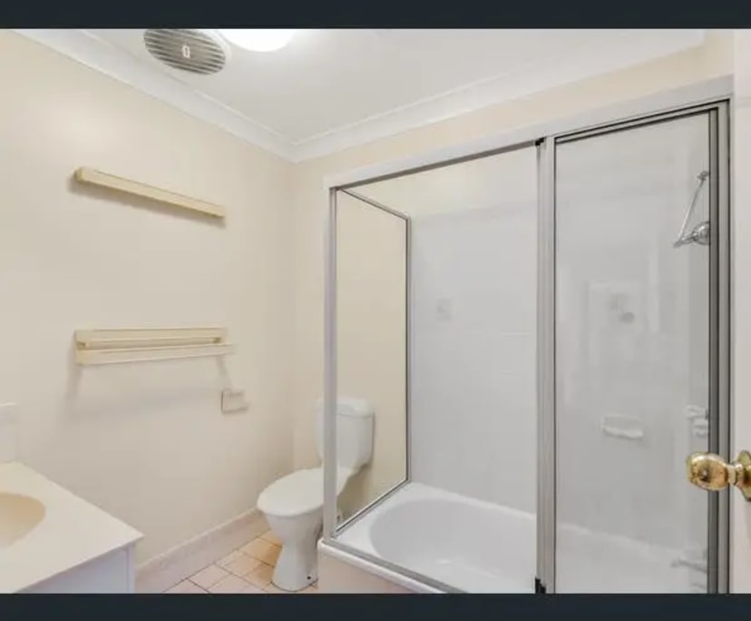 $160, Flatshare, 3 bathrooms, Drayton QLD 4350
