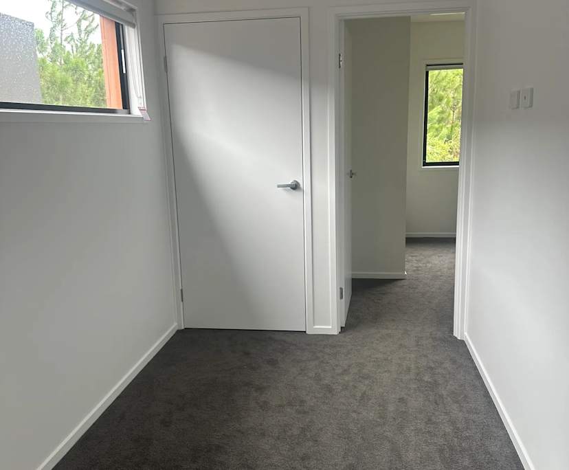 $350, Share-house, 4 bathrooms, Ormeau QLD 4208