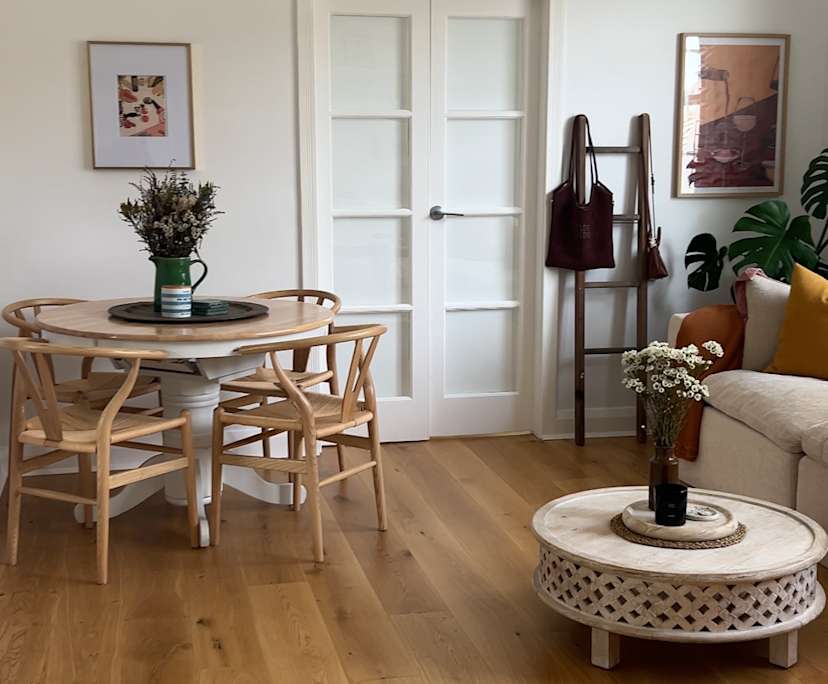 Furnished room in a flatshare