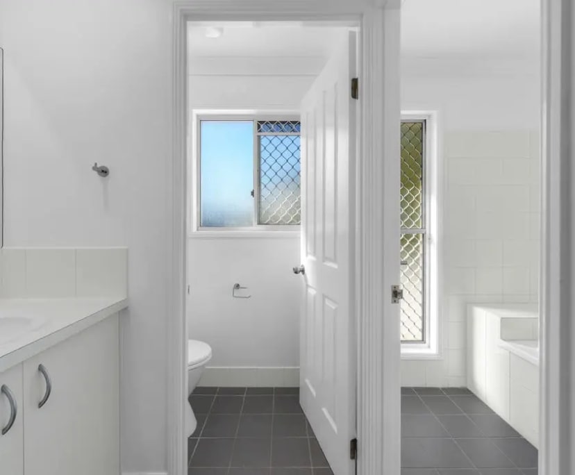 Unfurnished room in a share house