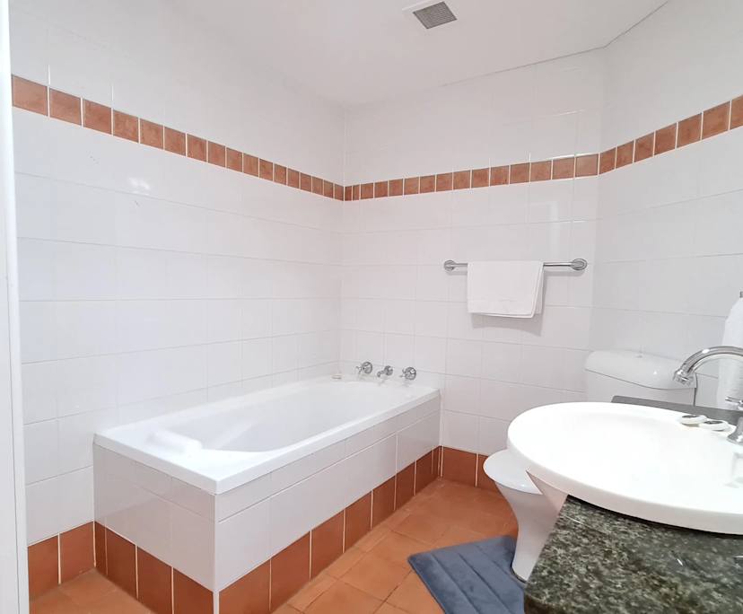 $400, Flatshare, 2 bathrooms, Parramatta NSW 2150