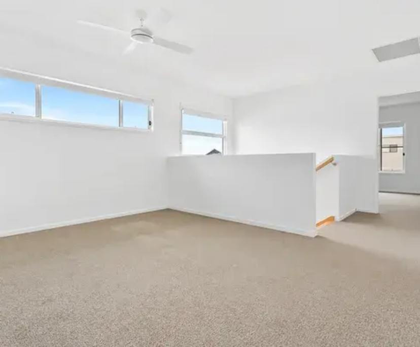 Unfurnished room with ensuite in a share house