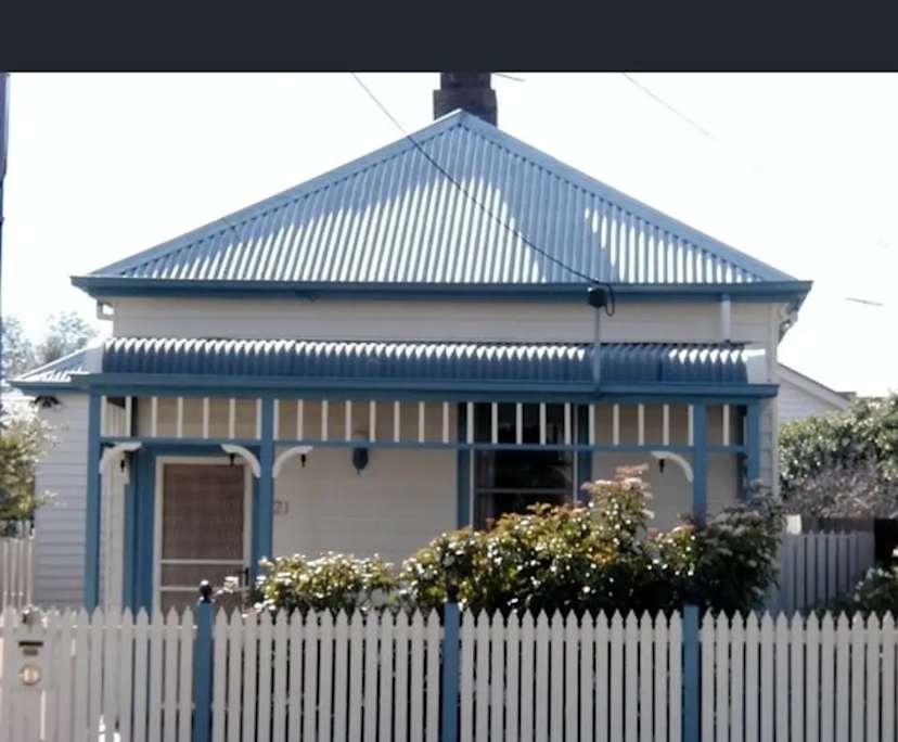 Unfurnished room in a share house