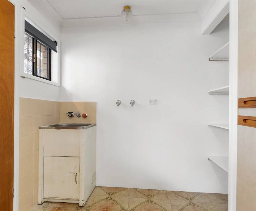 $650, 1-bed, 1 bathroom, Wooloowin QLD 4030