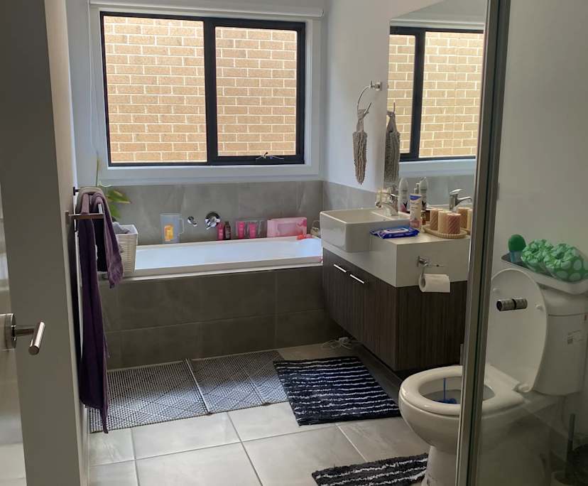 Furnished room with own bathroom