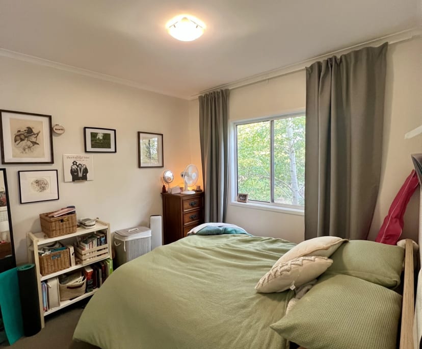 Unfurnished room in a share house
