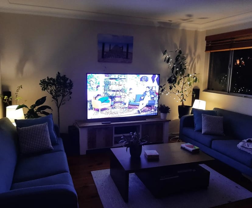 Furnished room in a flatshare