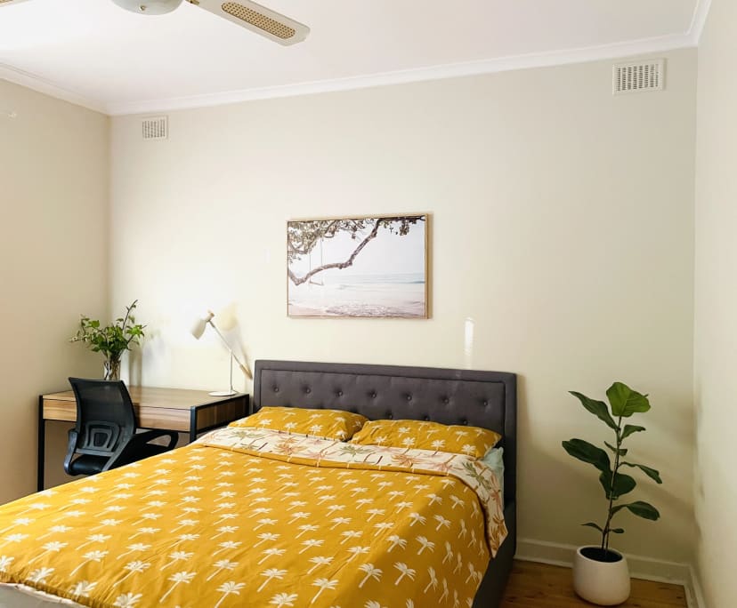 Furnished room in a share house