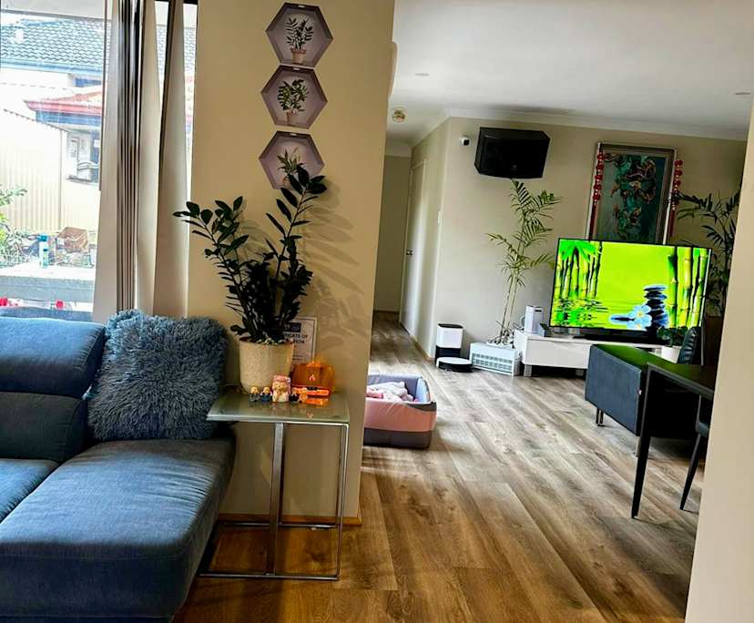 Furnished room in a share house