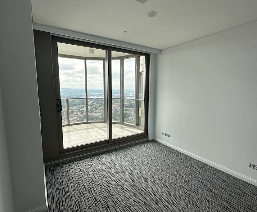 Unfurnished room in a flatshare