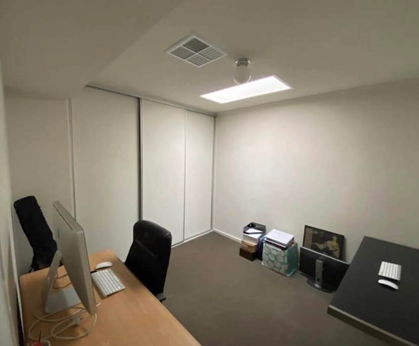 Room in a share house