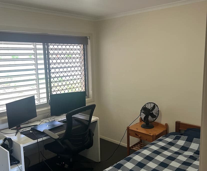 Furnished room in a share house