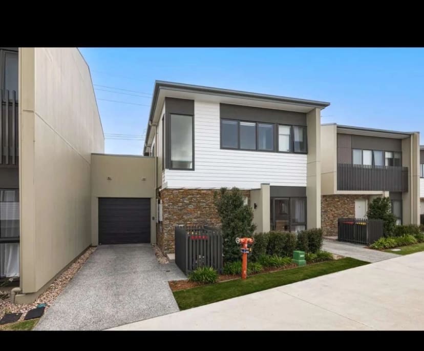 Unfurnished room in a share house