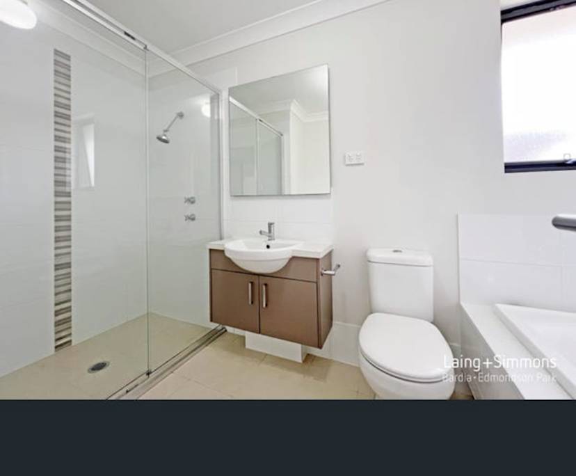 propertyImage
