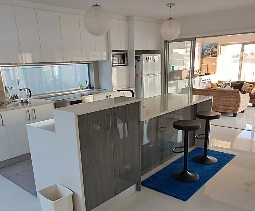 Unfurnished room with own bathroom