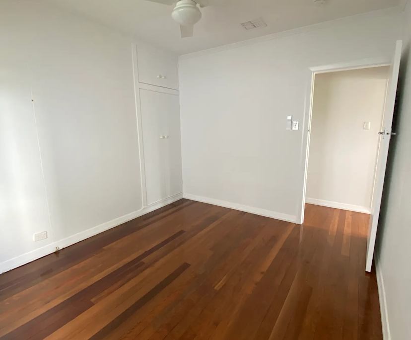 $295, Share-house, 3 bathrooms, Chapel Hill QLD 4069