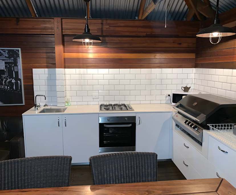 $595, Share-house, 3 bathrooms, Victoria Park WA 6100