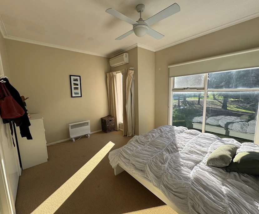 Unfurnished room in a share house