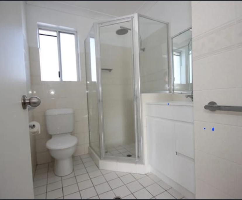 Unfurnished room in a flatshare