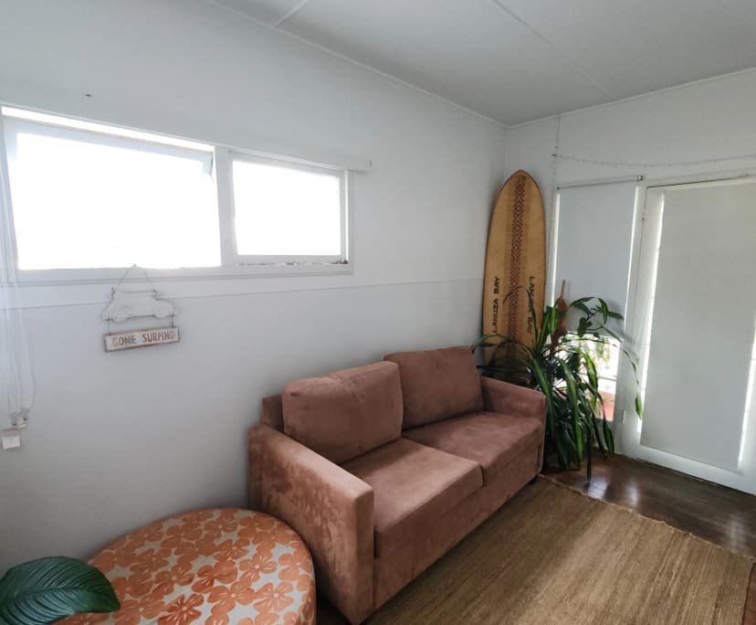 Furnished room in a flatshare