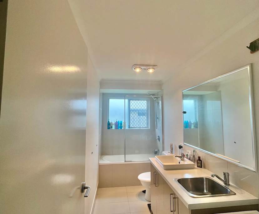 $255, Share-house, 2 bathrooms, Buderim QLD 4556