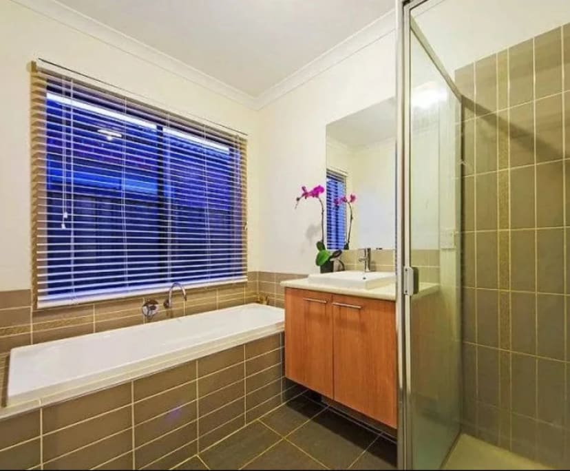 $162, Share-house, 4 bathrooms, Tarneit VIC 3029