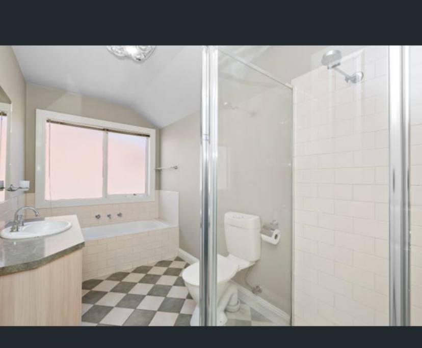 Furnished room with own bathroom