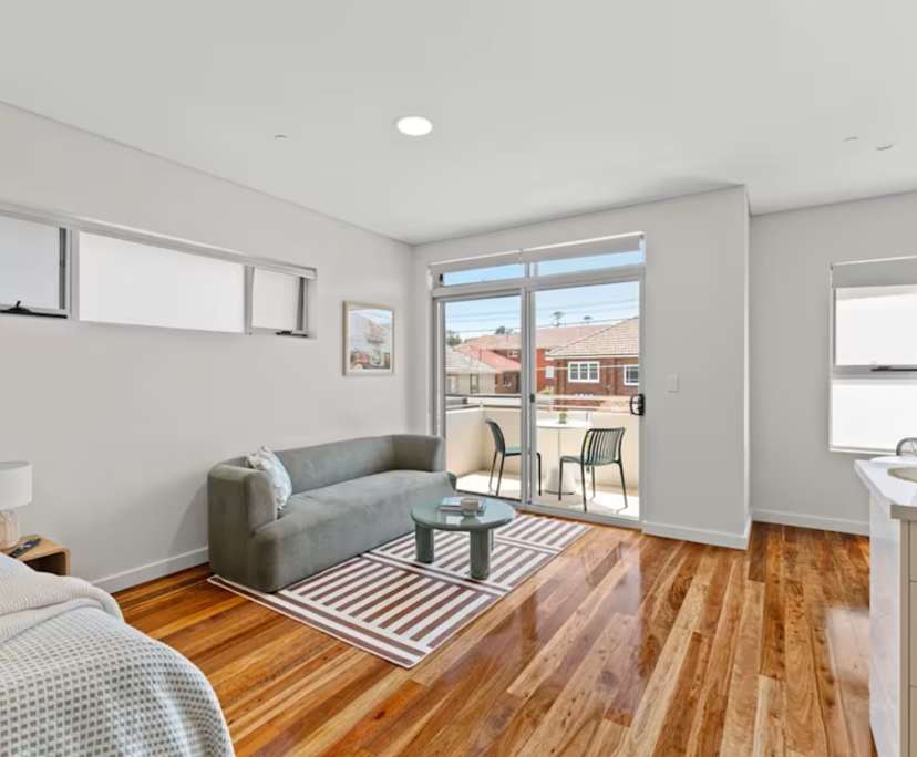 $730, Studio, 1 bathroom, Ashfield NSW 2131