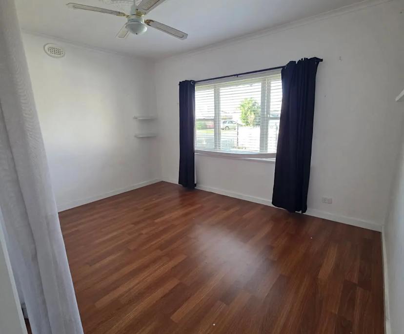 Unfurnished room in a share house
