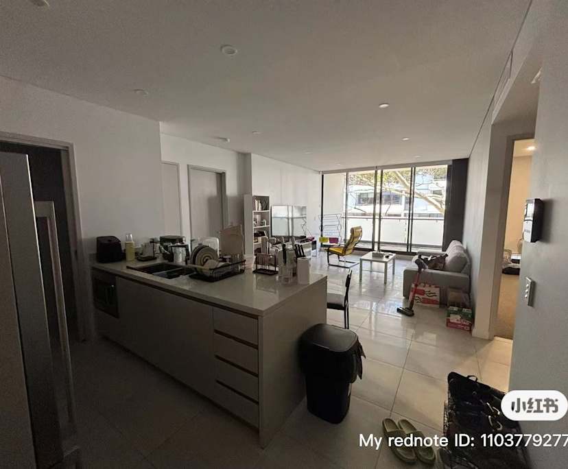 Unfurnished room with own bathroom