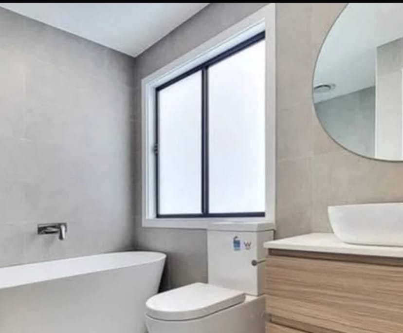 Furnished room with own bathroom