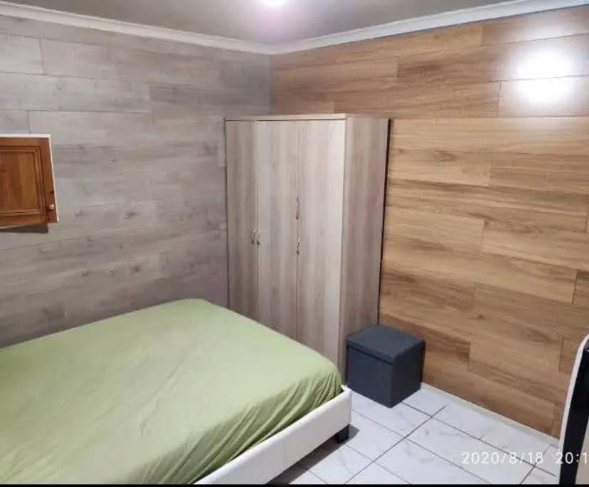 $350, Granny-flat, 1 bathroom, Clearview SA 5085