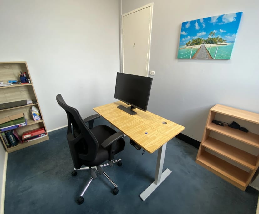 Furnished room in a flatshare