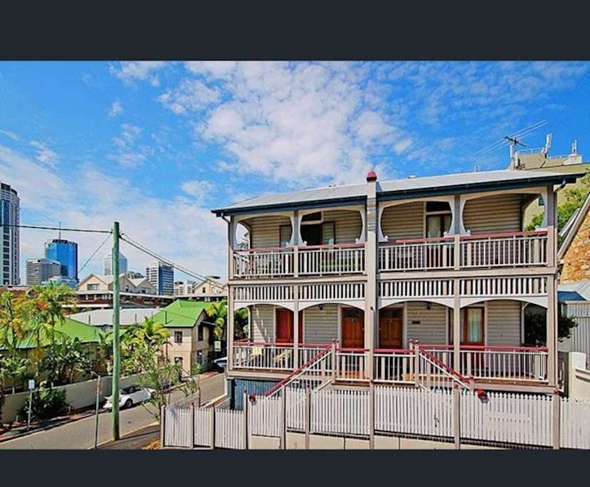 $190, Share-house, 4 bathrooms, Spring Hill QLD 4000