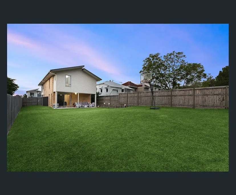 propertyImage