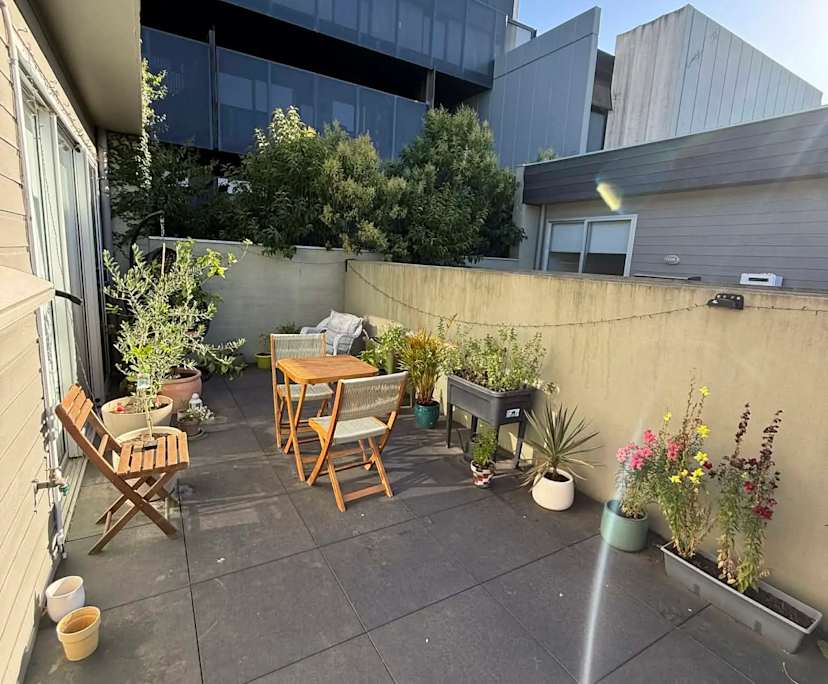 $377, Flatshare, 3 bathrooms, Glen Iris VIC 3146