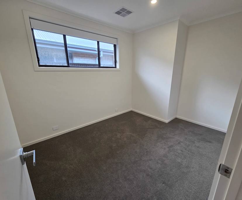 $260, Share-house, 3 bathrooms, Port Noarlunga South SA 5167