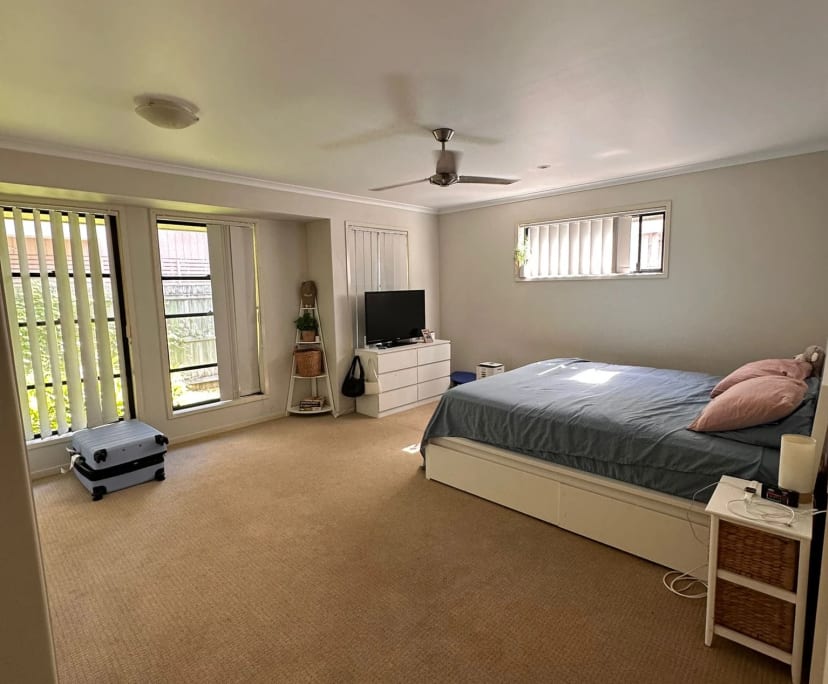 Unfurnished room in a share house