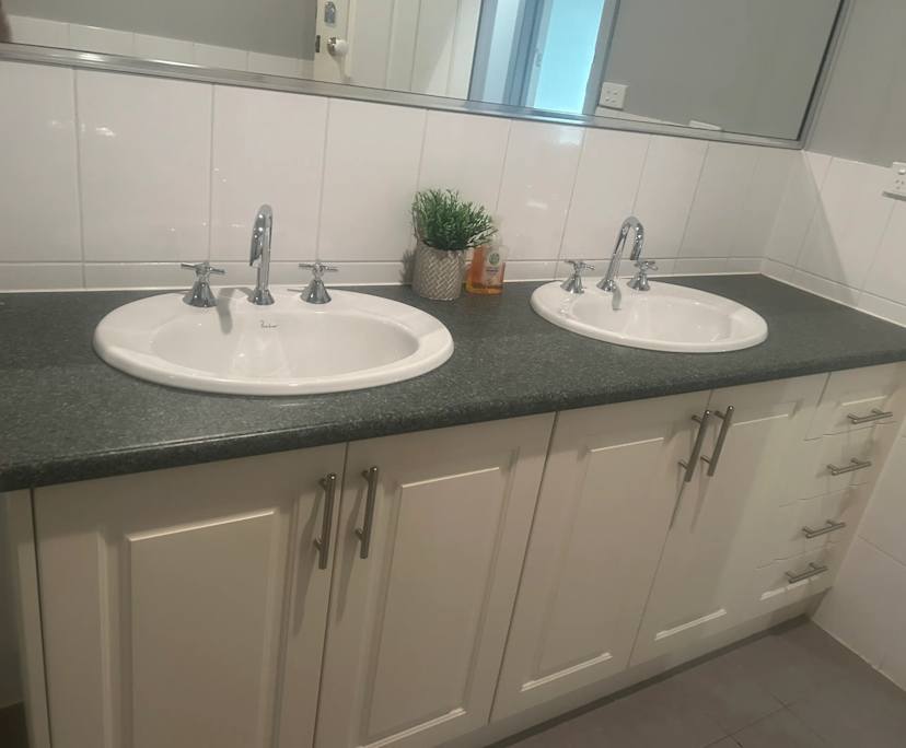 Furnished room with own bathroom