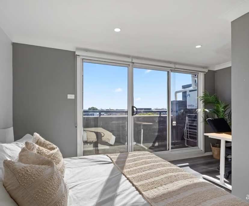 Furnished room with ensuite in a share house