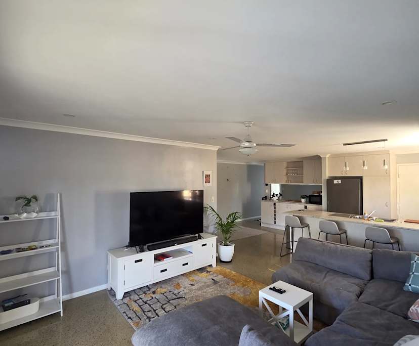 Room in a share house