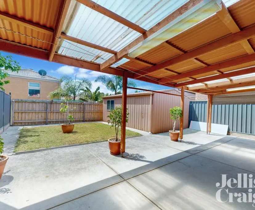 propertyImage