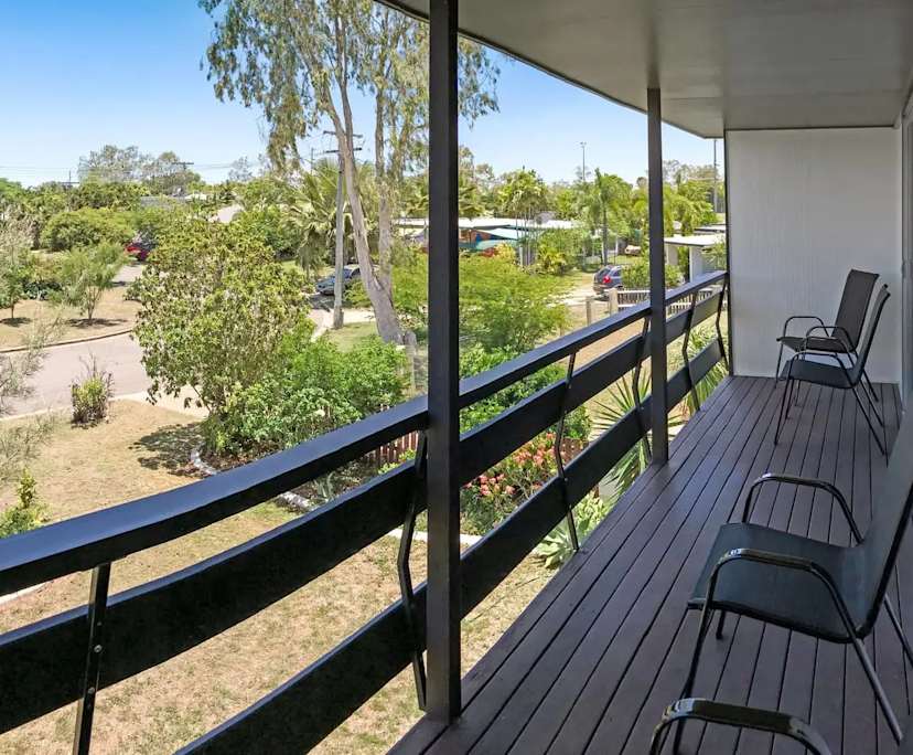 $220, Share-house, 3 bathrooms, Cranbrook QLD 4814