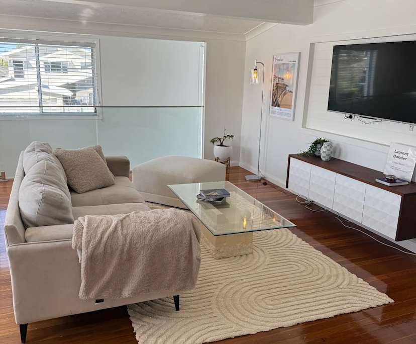Whole property with 5 rooms for rent